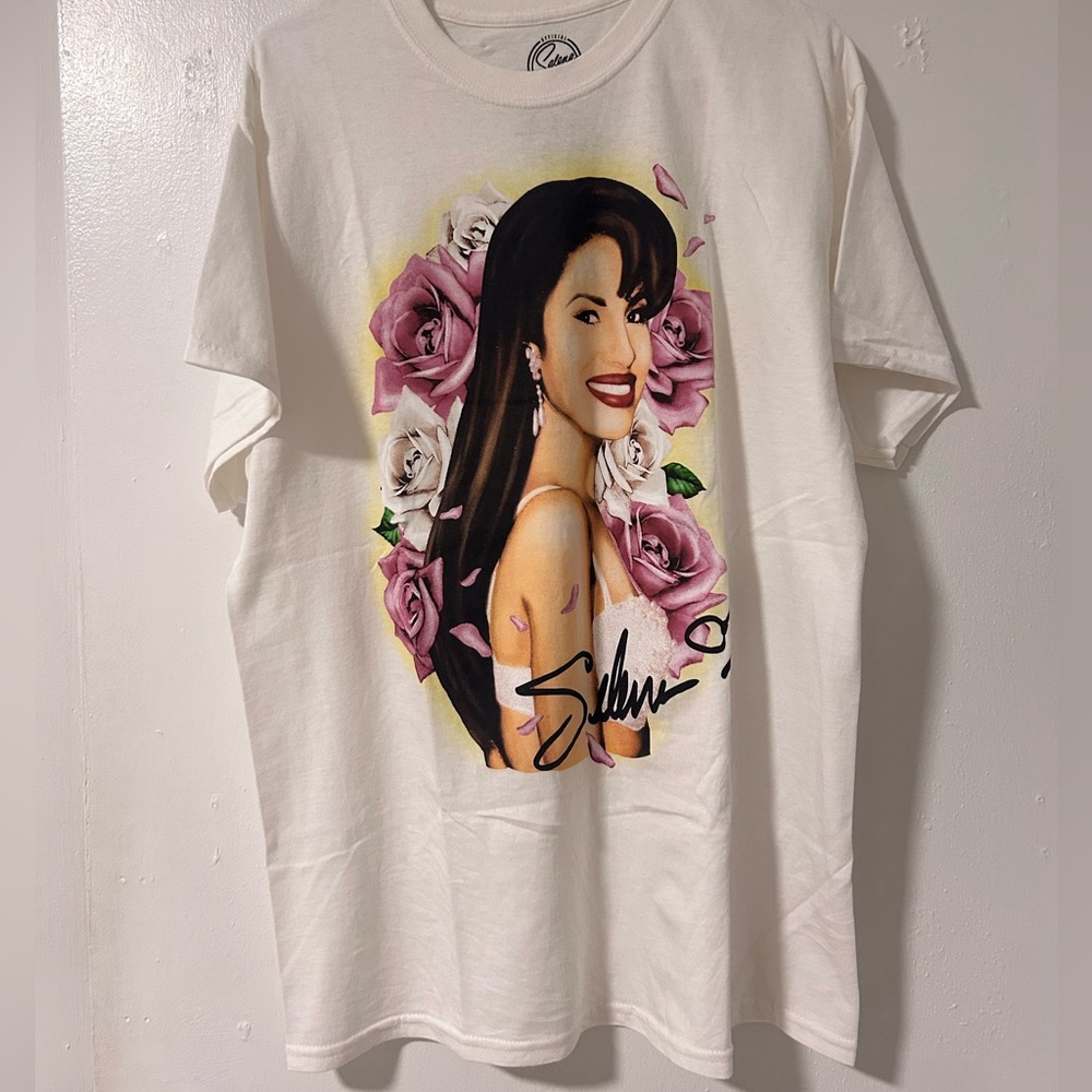 Selena Quintanilla Graphic Tee